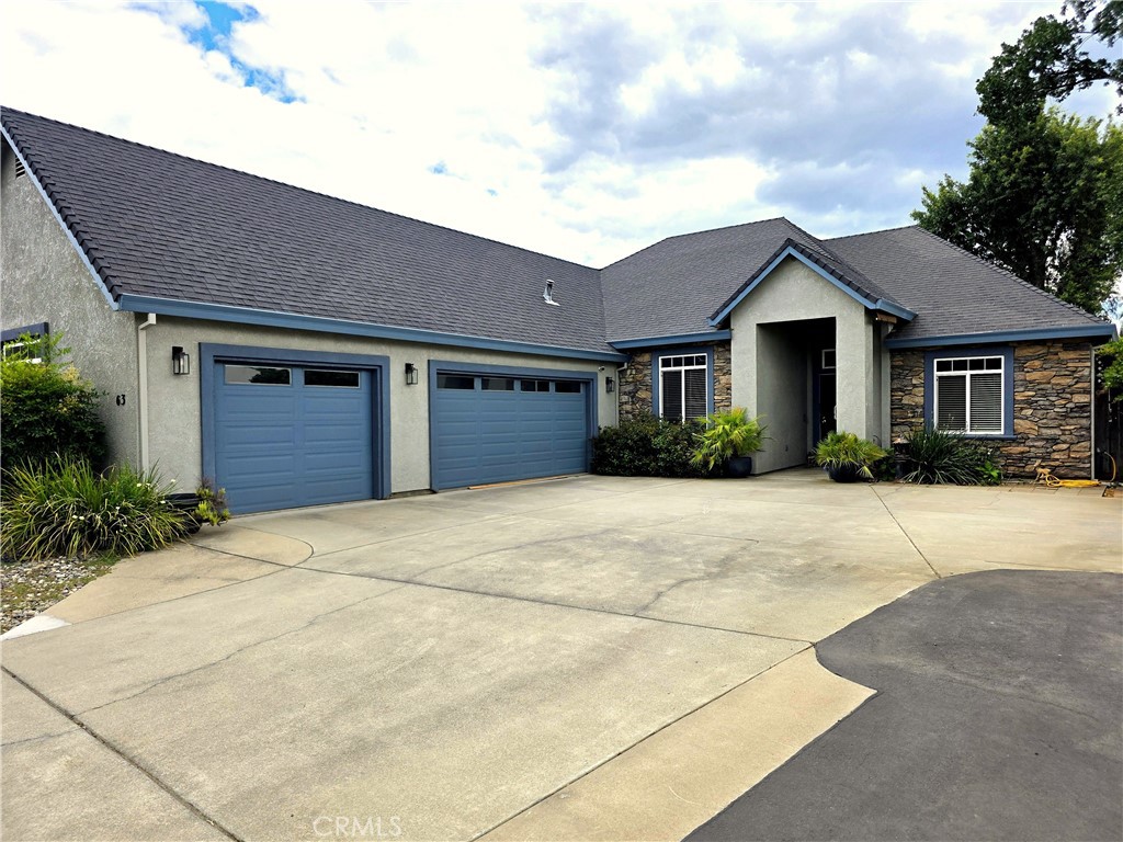 63 Glenbrook Court Property Photo 1