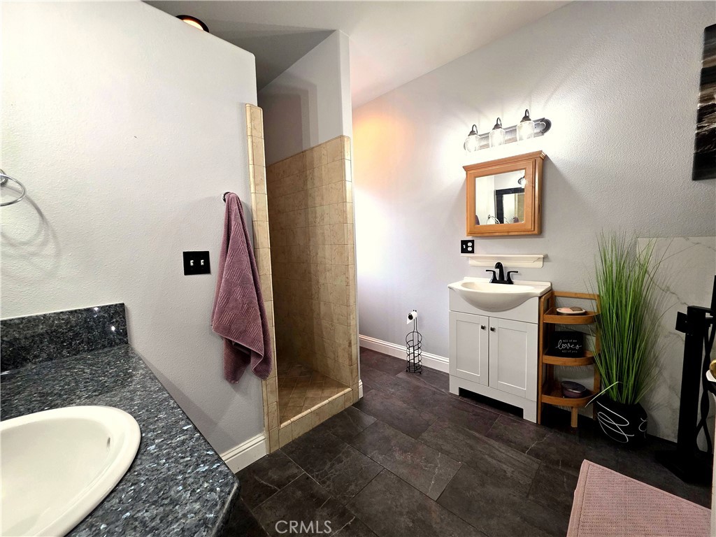 63 Glenbrook Court Property Photo 21