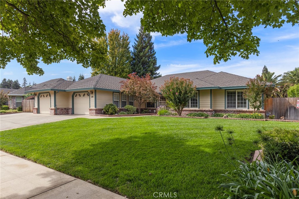 1211 Windecker Drive Property Photo 1