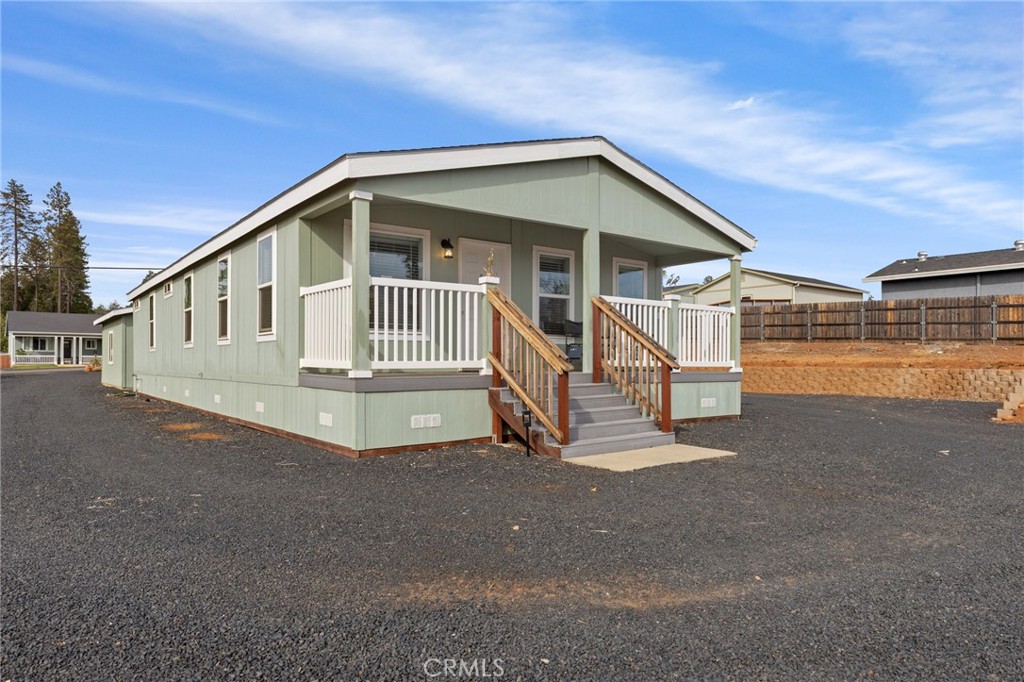 1350 Pearson Property Photo 1