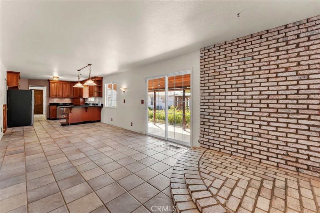 25351 Orange Property Photo 14