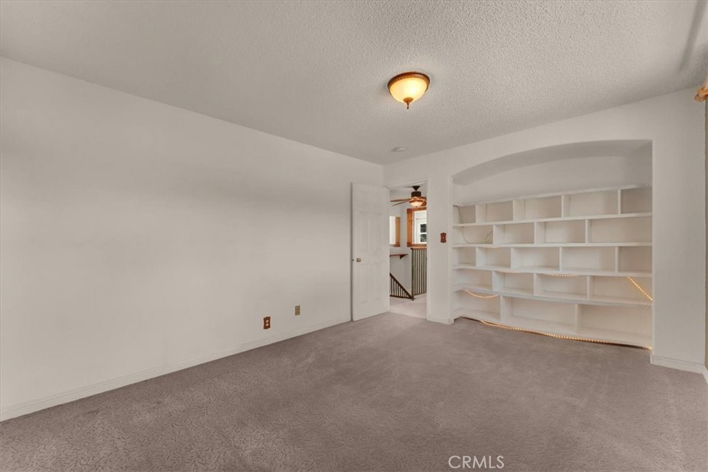 25351 Orange Property Photo 32