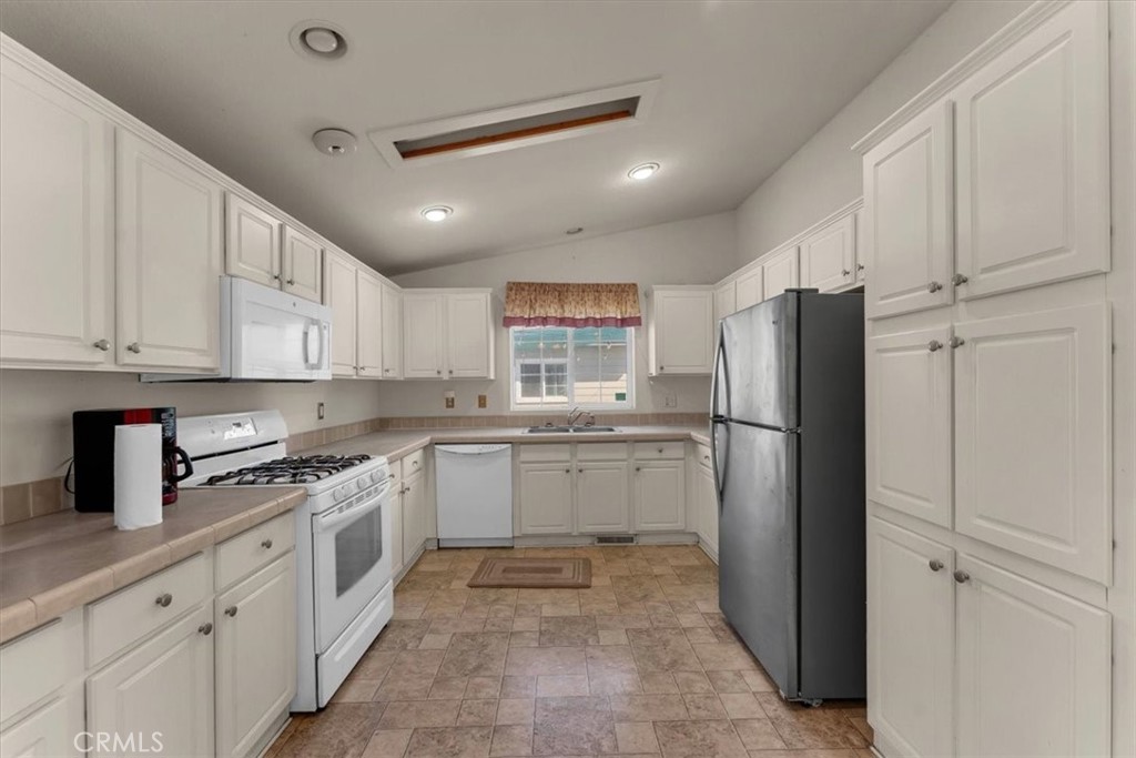 25351 Orange Property Photo 43