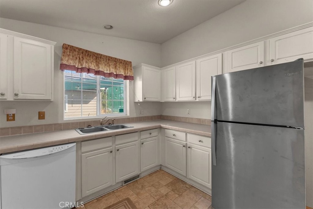 25351 Orange Property Photo 44