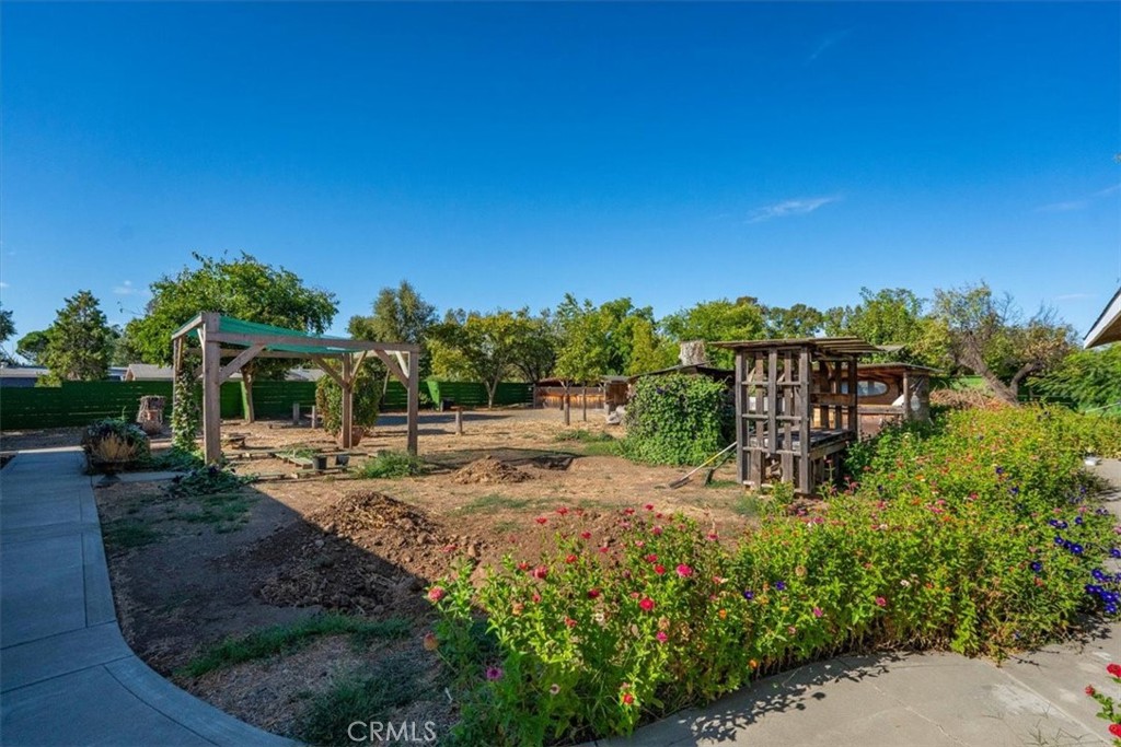 25351 Orange Property Photo 59