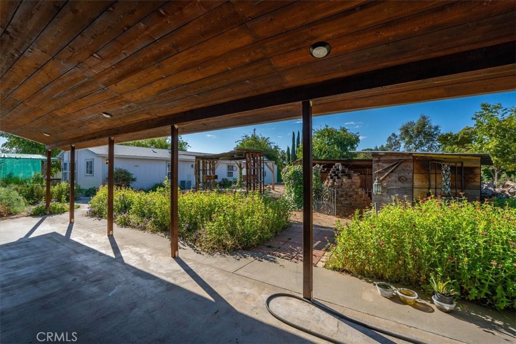 25351 Orange Property Photo 60