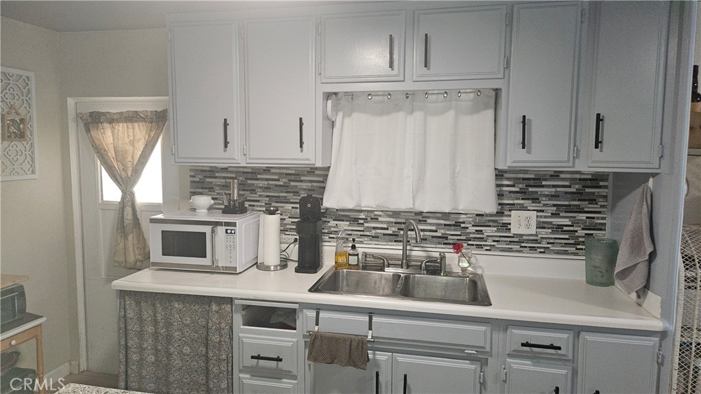 701 E. Lassen 75 Property Photo 14