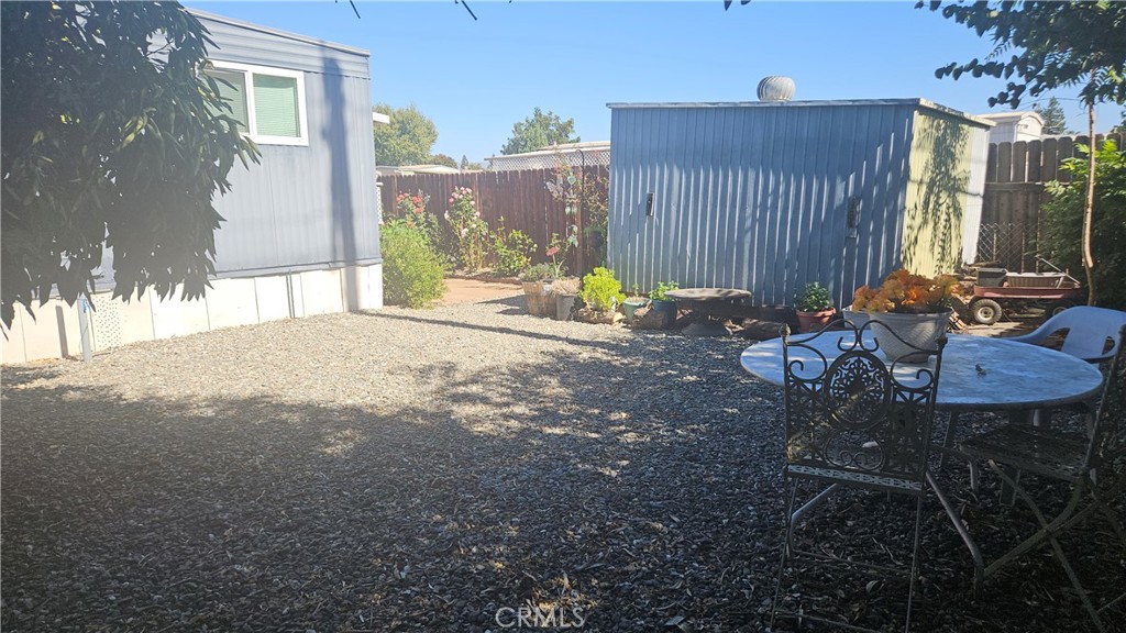 701 E. Lassen 75 Property Photo 26