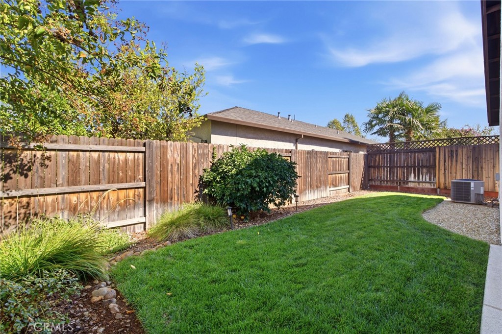 1620 Lance Terrace Property Photo 6
