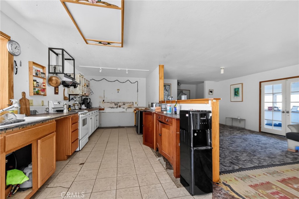 8308 Reynolds Way Property Photo 6