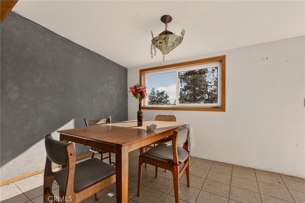 8308 Reynolds Way Property Photo 11