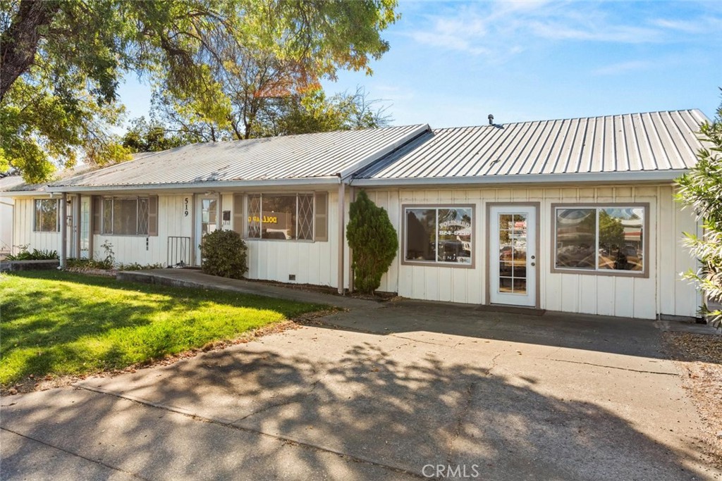 519 Solano St. Property Photo 12