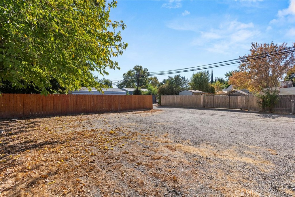 519 Solano St. Property Photo 44