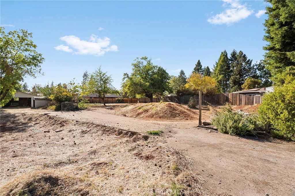 6374 Lancaster Property Photo 5