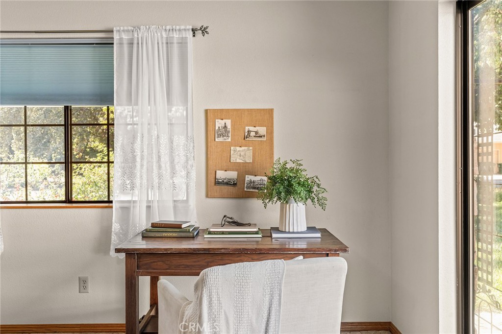 12 Quadra Court Property Photo 30