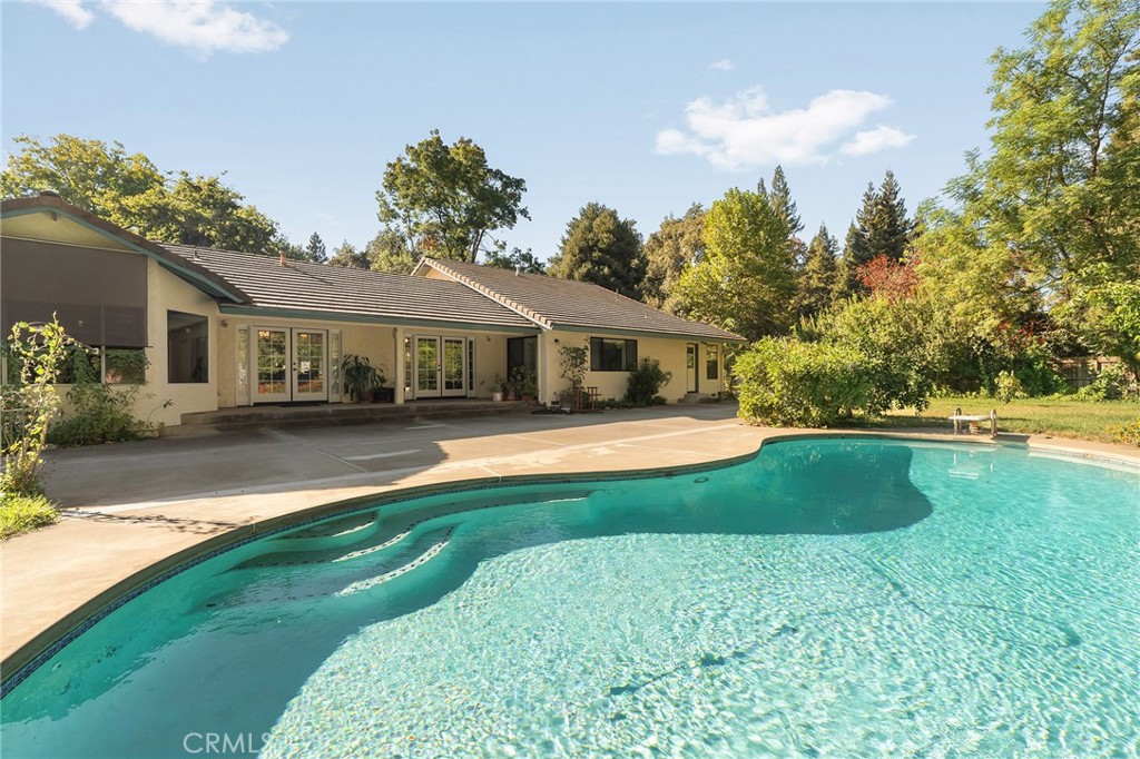 12 Quadra Court Property Photo 34