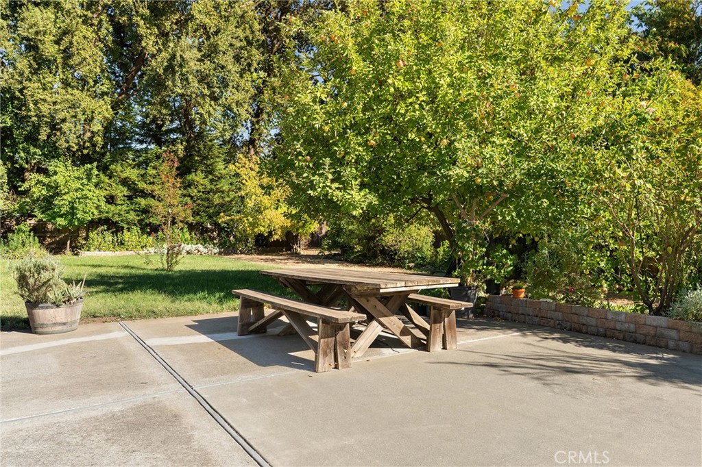 12 Quadra Court Property Photo 41