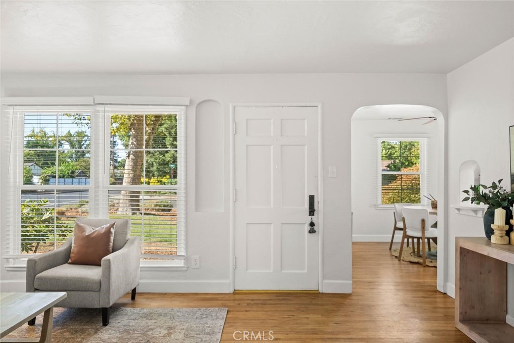 1502 Sunset Avenue Property Photo 3