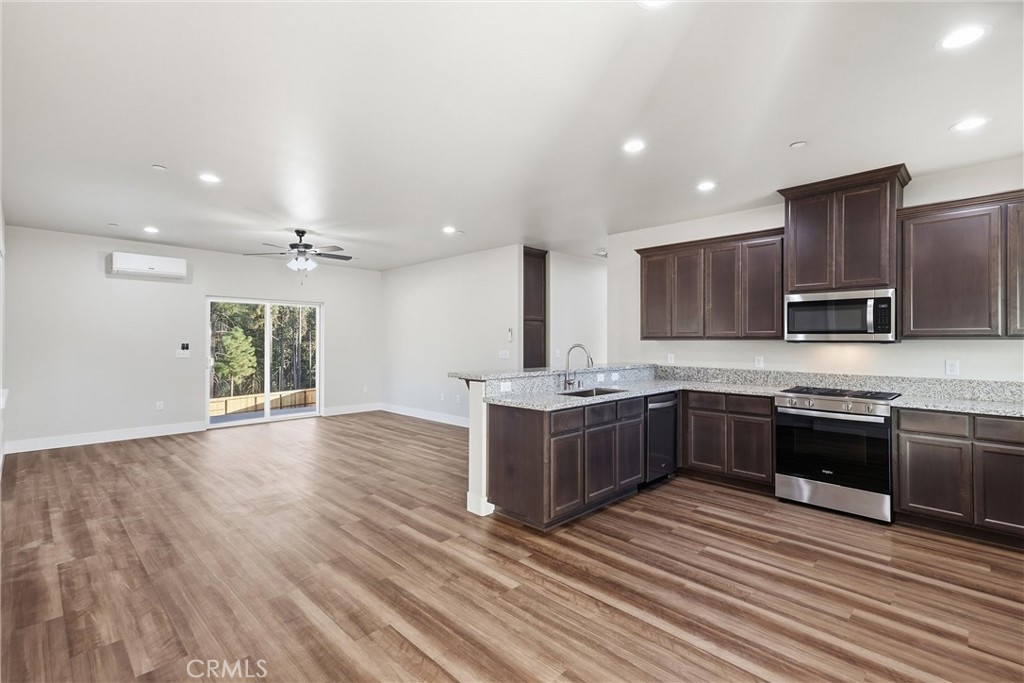 8854 Skyway Property Photo 12