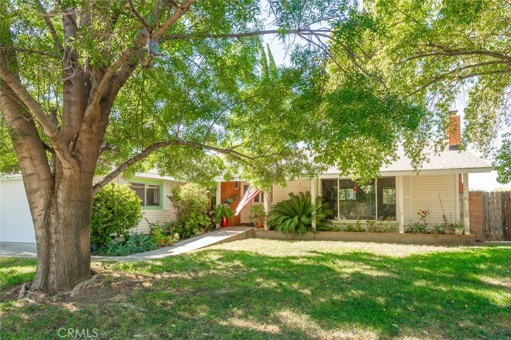 145 S Villa Property Photo 1