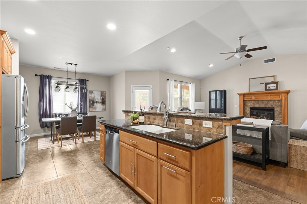 239 Gooselake Circle Property Photo 10