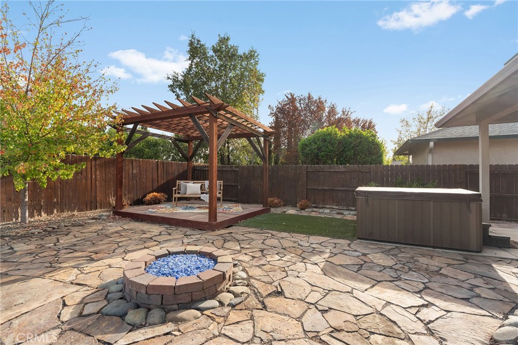 239 Gooselake Circle Property Photo 32