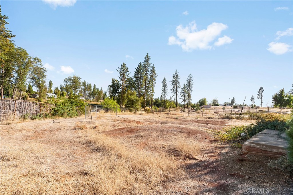 8092 Skyway Property Photo 2