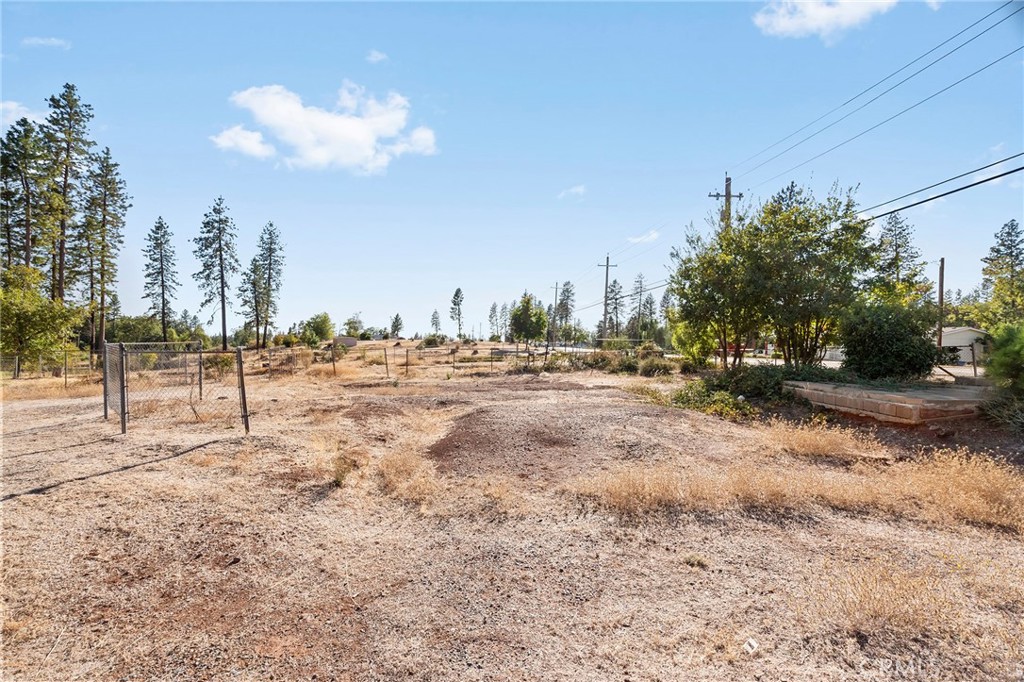 8092 Skyway Property Photo 5