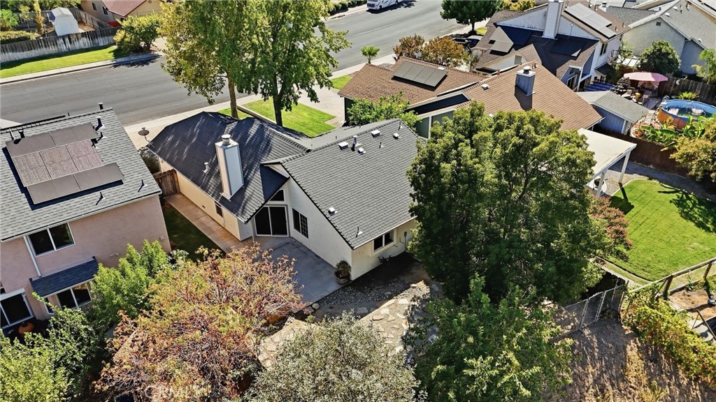 1618 E Lassen Property Photo 29