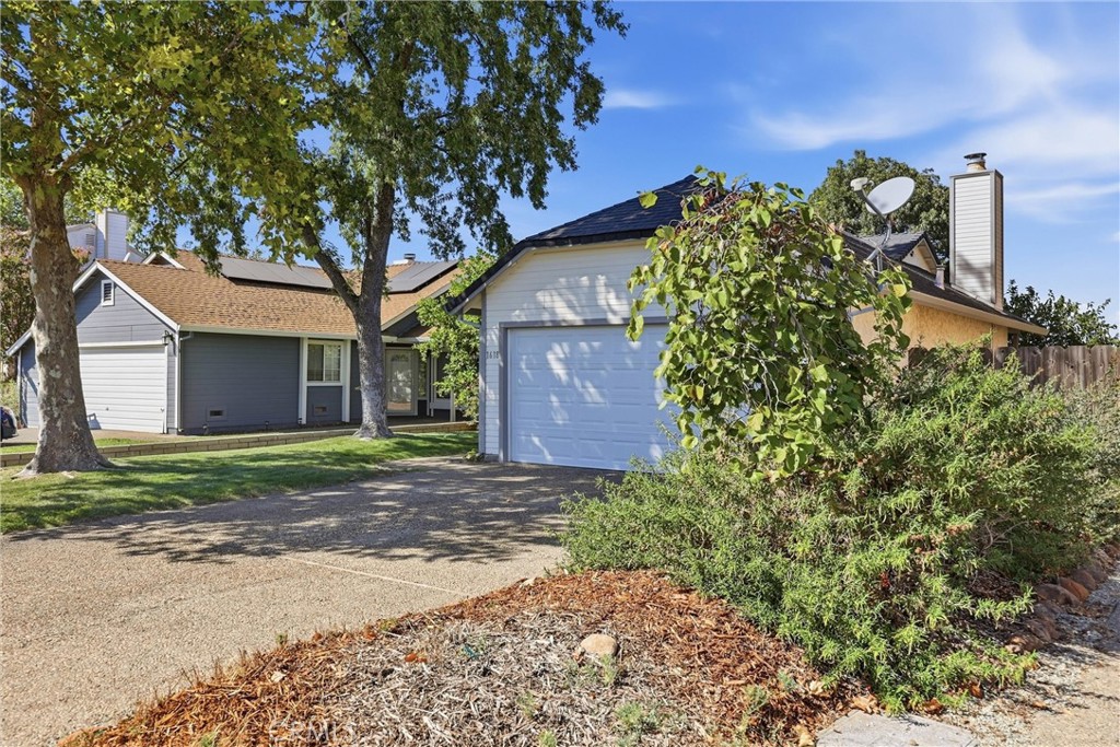 1618 E Lassen Property Photo 36