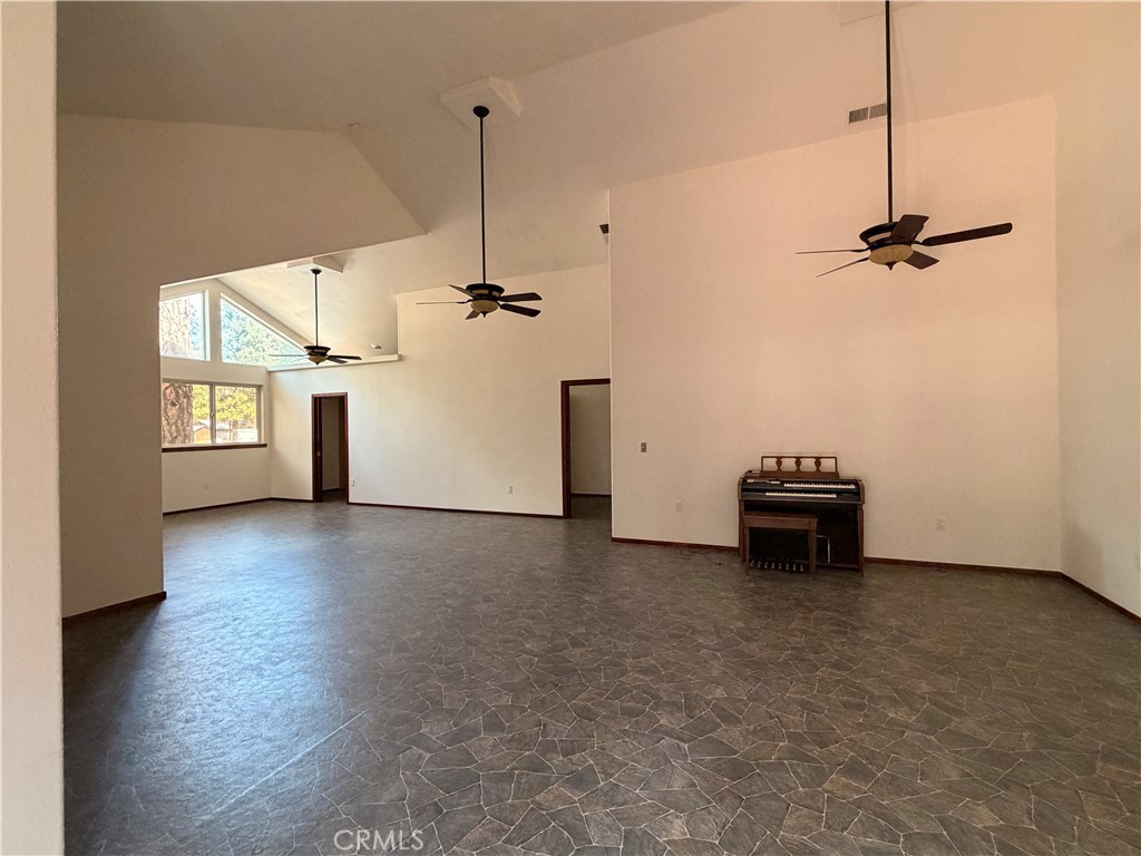 686 920 Spaulding Road Property Photo 4