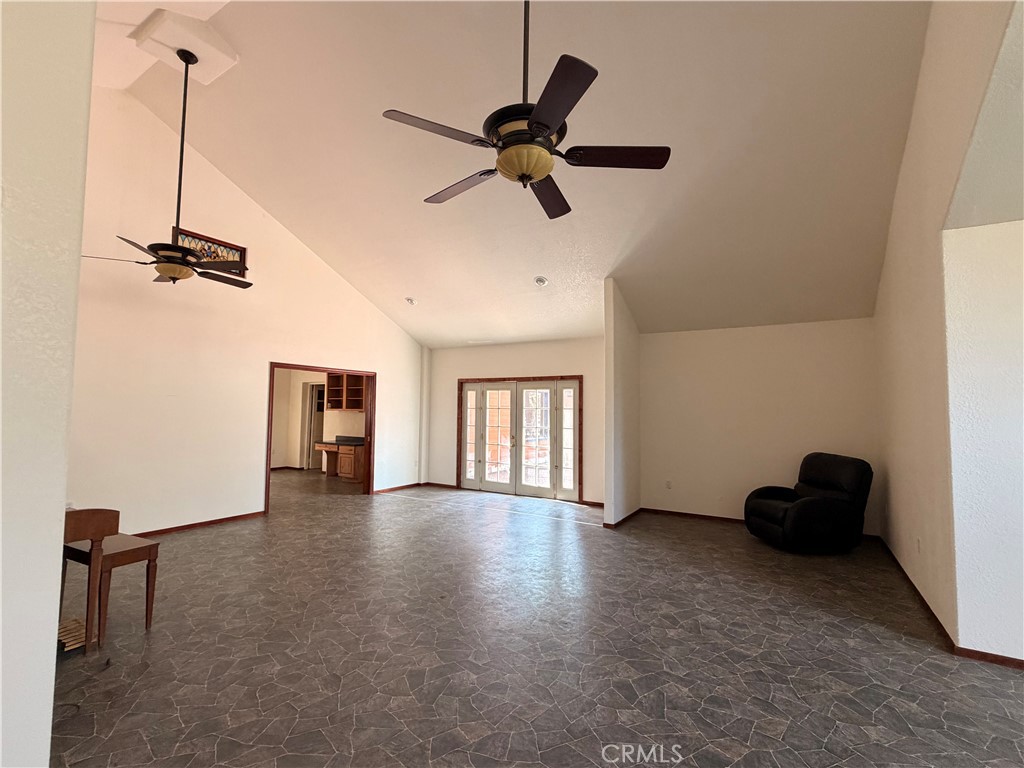 686 920 Spaulding Road Property Photo 8