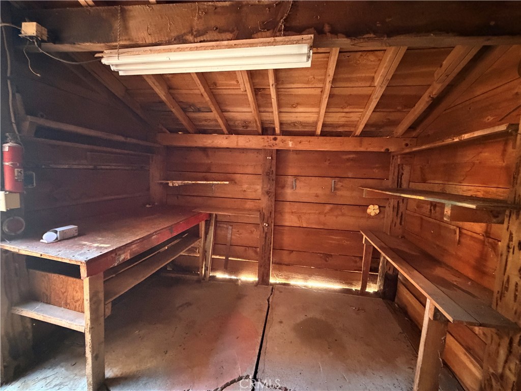 686 920 Spaulding Road Property Photo 12