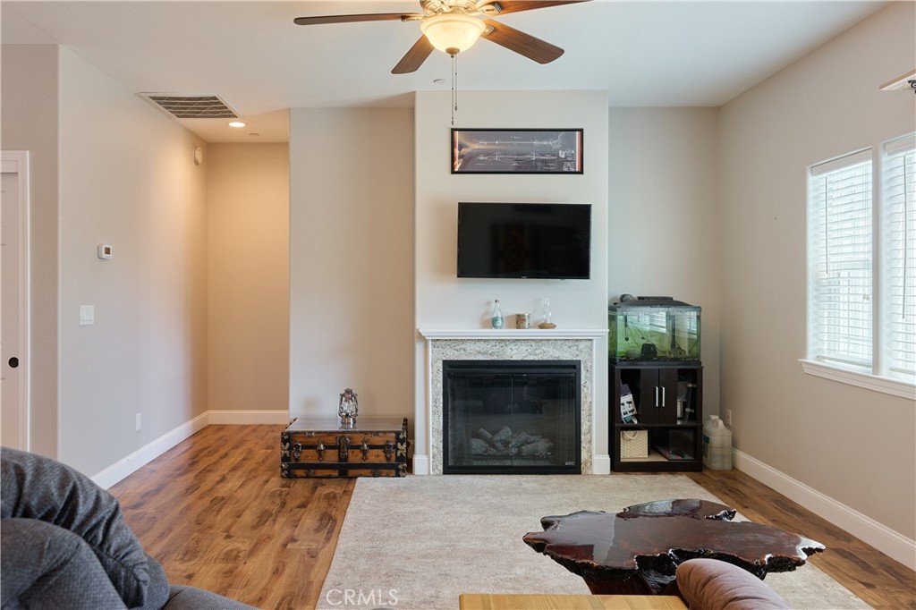 866 Watts Property Photo 18