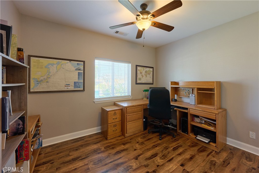 866 Watts Property Photo 33
