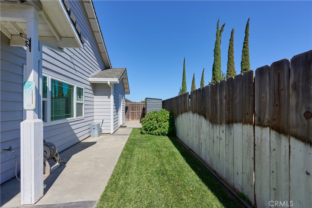 866 Watts Property Photo 45