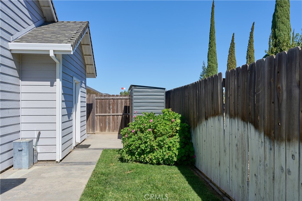 866 Watts Property Photo 46
