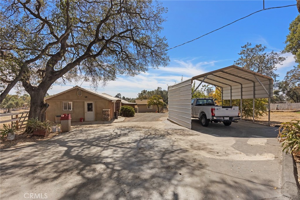344 Mission Olive Property Photo 28