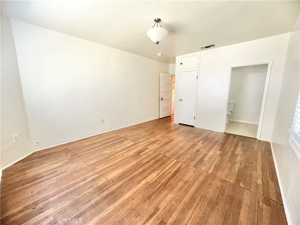 548 W 4th Avenue Property Photo 12