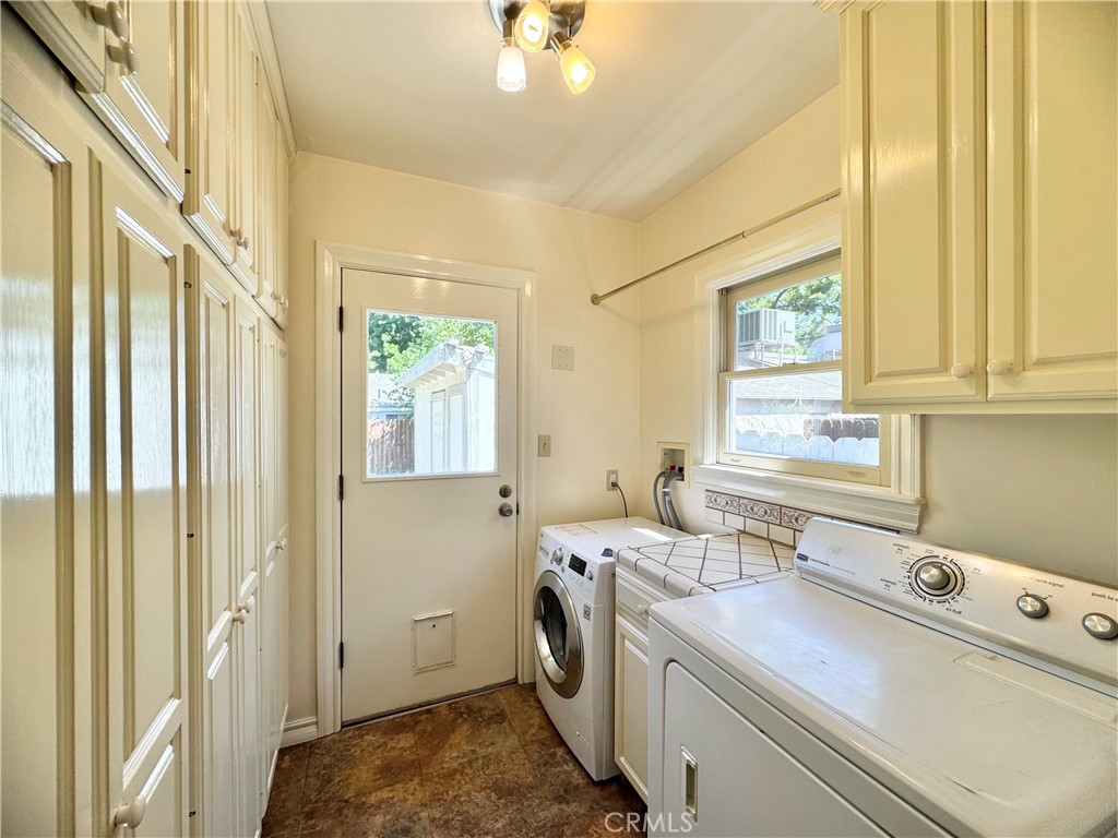 548 W 4th Avenue Property Photo 19