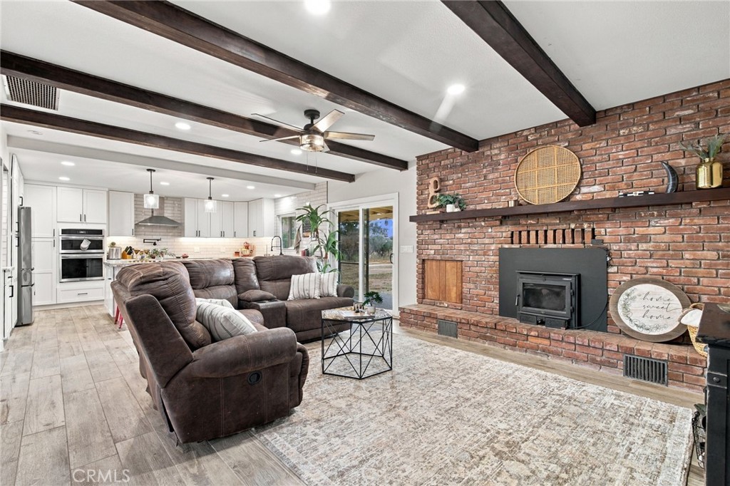 3665 Woodson Property Photo 10