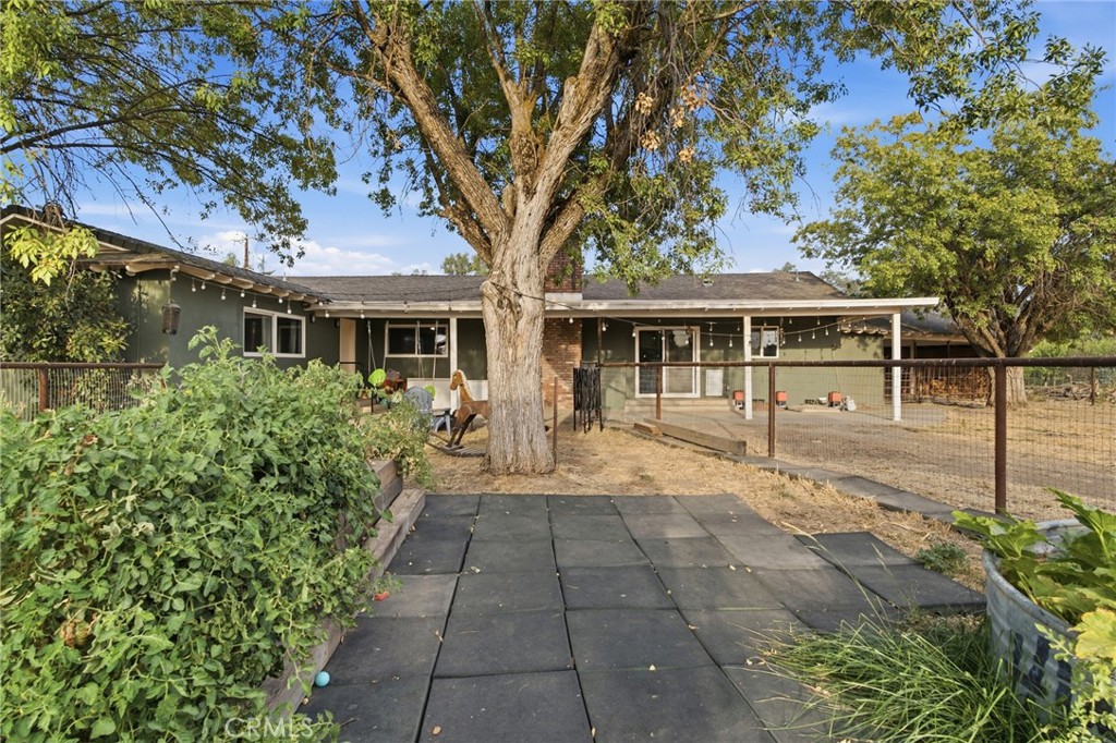3665 Woodson Property Photo 37
