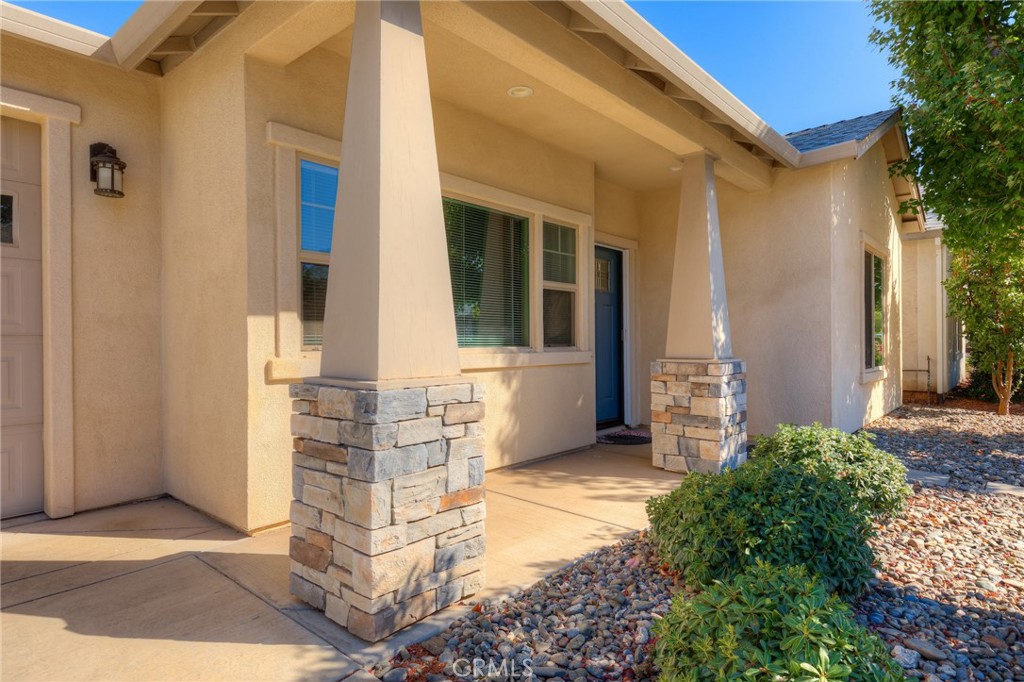 6 Josie Court Property Photo 3