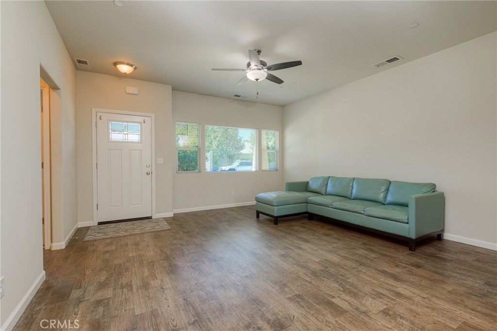 6 Josie Court Property Photo 8