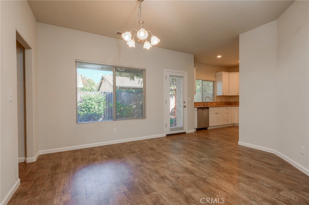 6 Josie Court Property Photo 9
