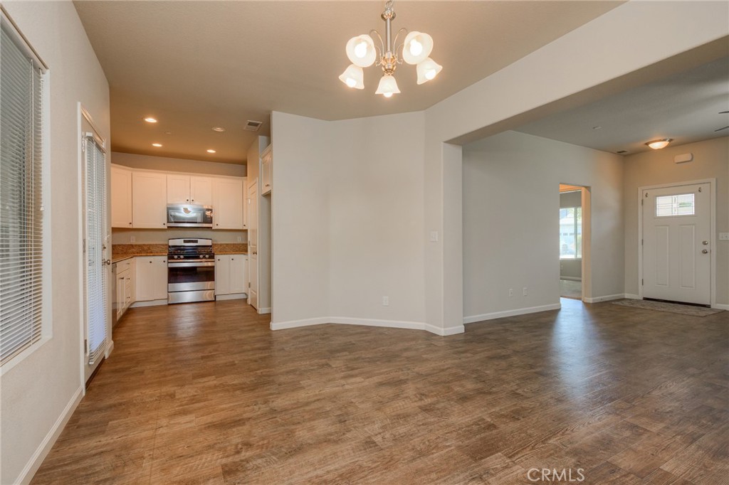 6 Josie Court Property Photo 10