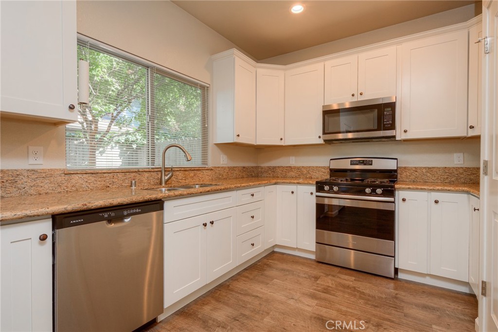 6 Josie Court Property Photo 12