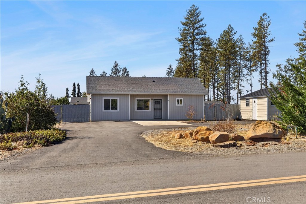 6263 Graham Property Photo 4