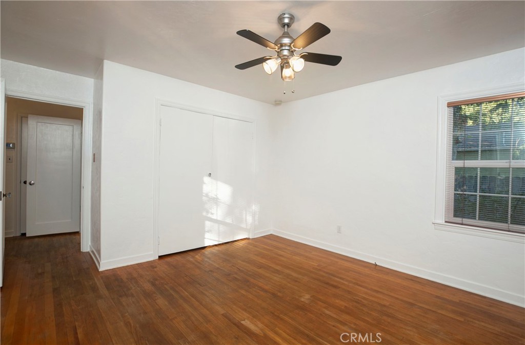 913 Arbutus Property Photo 34