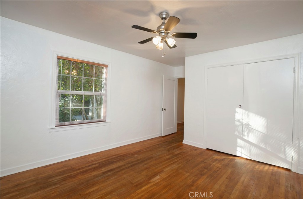 913 Arbutus Property Photo 35